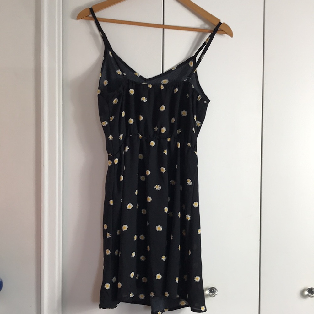 Shein Black with White Daisy/Floral Semi-Sheer Sun Dress, Size XS - Picture 4 of 8